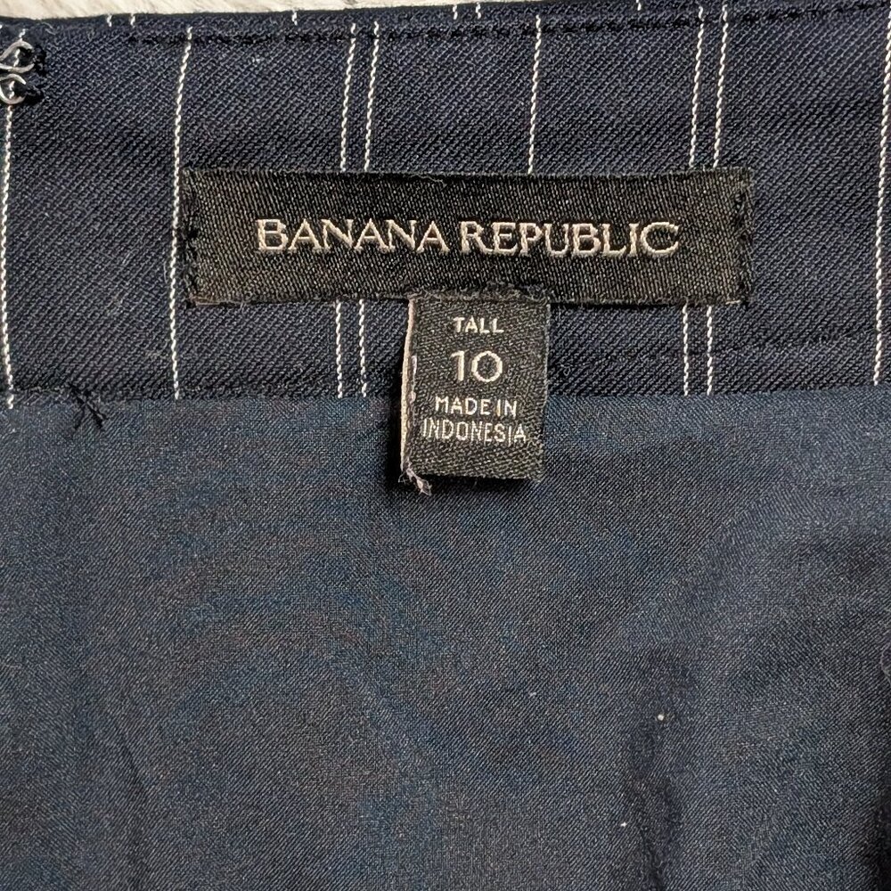 Banana Republic Mini Skirt Navy Blue Pinstripe Faux Wrap Sz 10 - Picture 4 of 9